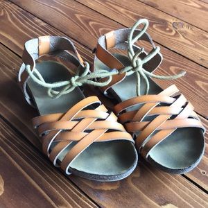 Tan Roxy sandal